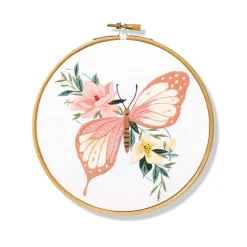 Panduro Hobby Broderikit blooming butterfly Ø20 cm – allt för att brodera en blommande fjäril
