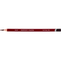 Derwent DW Pastellpenna Burnt Carmine | Färgpennor