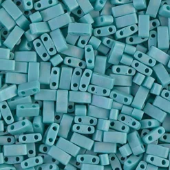 MIYUKI Half Tila matt blågr 5g – HTL0412FR Opaque Turquoise Green Matted AB