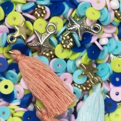 Panduro Jewellery Pärlmix med platta pärlor / heishi-pärlor Ø6 mm och diverse tillbehör – limegrön & blå färgmix