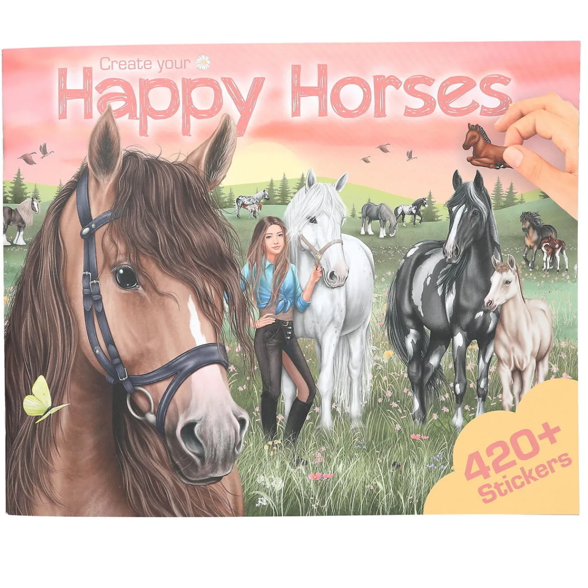 TOPModel Pysselbok Create your happy horses, massor av hästar! 30×24,5 cm, 24 sidor och +420 stickers | Barn Målar- & Pysselböcker