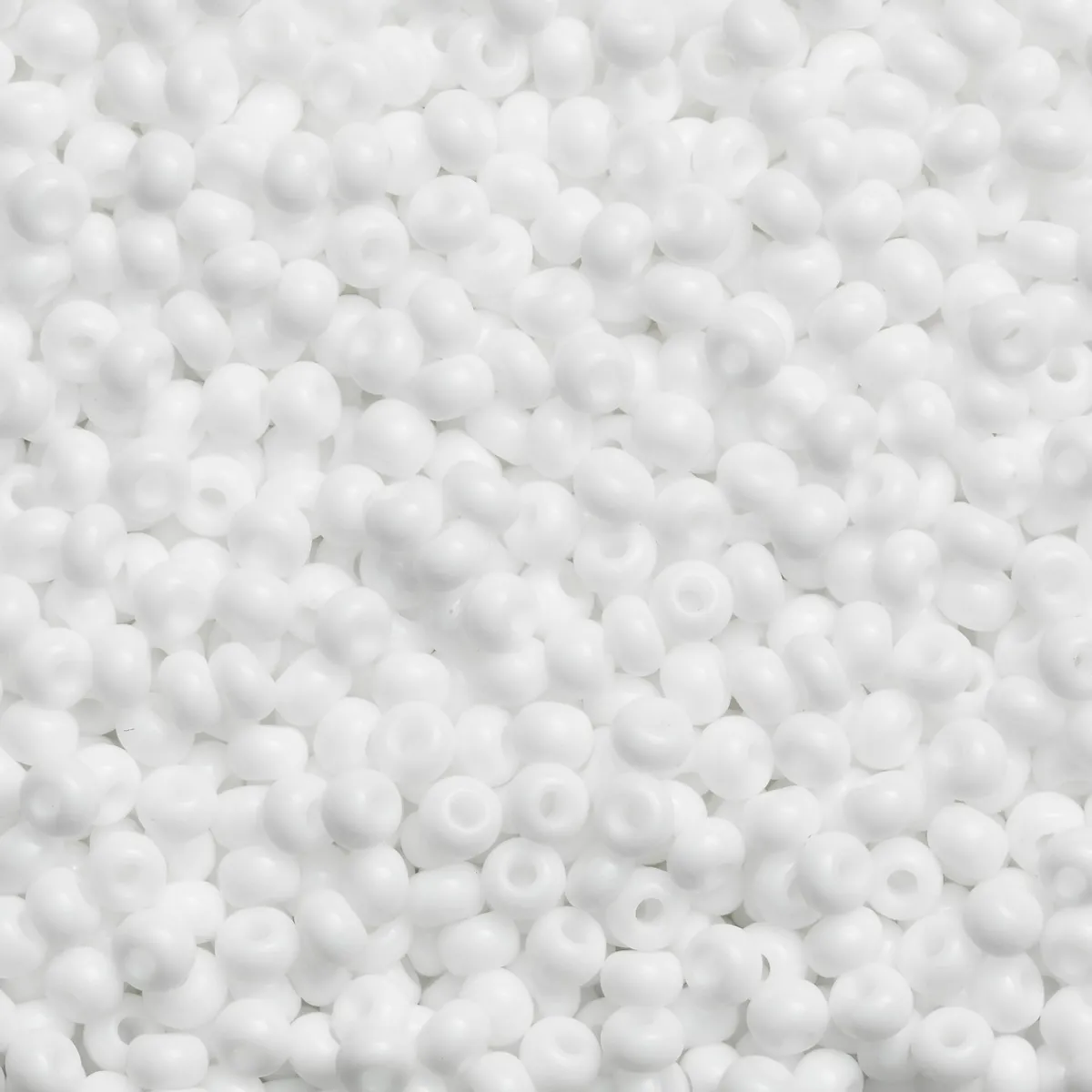 Preciosa Rocaillespärla 9/0 vit opak