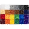 Barn Panduro Iron Beads Rörpärlor Mini storpack Basic – 12000 Mini-pärlor i 24 basfärger. Pärlorna är Ø2,5 mm